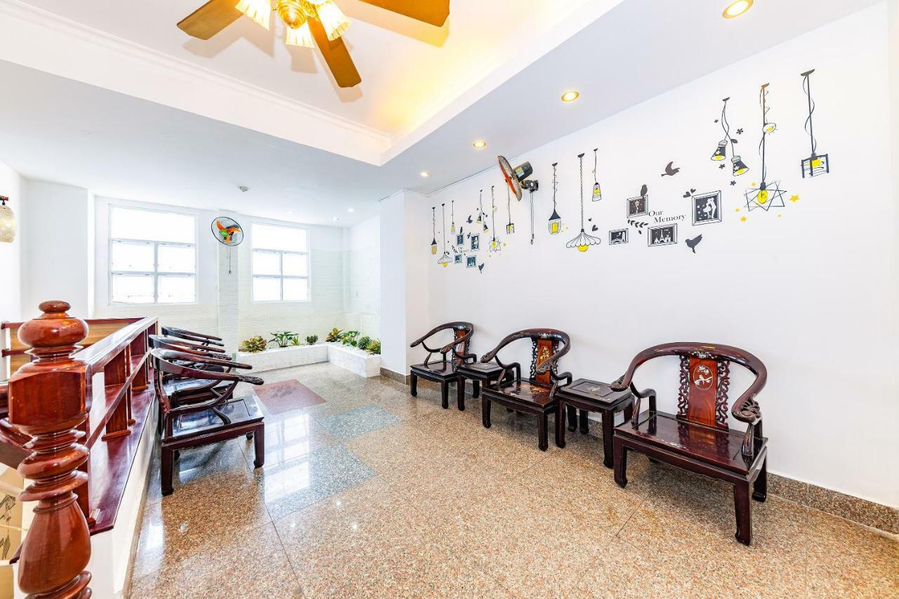 Oyo 311 Shome Hotel Nha Trang Esterno foto